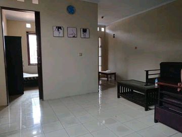 Dijual Rumah Kost Eksklusif di Jatinangor Sumedang, 22 Kamar Full Furnished | LT 566 m² | Potensi Income Ref.05738