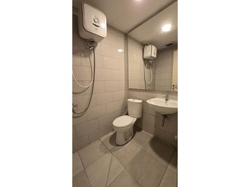 Disewakan apartemen benson 2 BR full furnish cantik 60jt/th