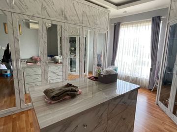 Dijual cepat rumah hoek dalam cluster grand galaxy city bekasi