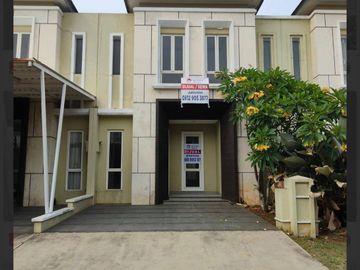 DIJUAL RUMAH CANTIK 2 LANTAI SIAP HUNI LOKASI STRATEGIS DI SUTERA LEORA (AR88/RN)