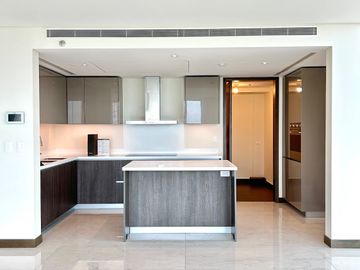 FL: Brand New 3BR Unit at Park Central Towers, Makati.