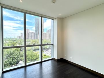 FL: Brand New 3BR Unit at Park Central Towers, Makati.