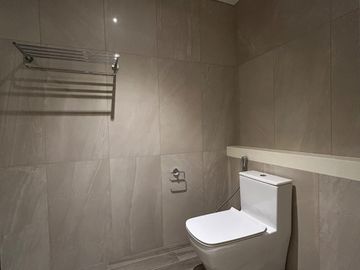 FL: Brand New 3BR Unit at Park Central Towers, Makati.