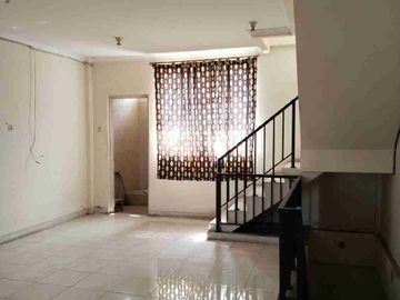ruko ifolia siap pakai harapan indah bekasi