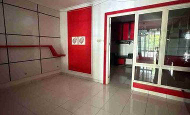 DIJUAL Rumah 2 Lantai Siap Huni Di Kota Wisata