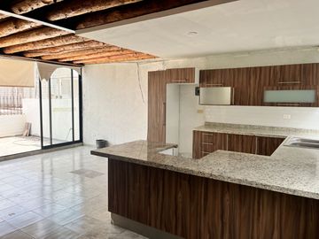 Casa en Venta en Fracc. Santa Julia Atlixco