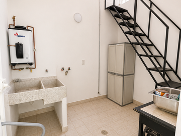Casa en venta nueva en Jardines de la Cruz con espacio en PB multiusos