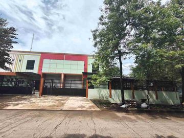 Gudang Tekno gandeng hook Luas 843 m²