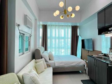 Fully Furnished Condo in QC | 3.5M Only
