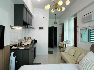 Fully Furnished Condo in QC | 3.5M Only