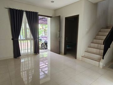 Rumah Minimalis 2 Lantai di BSD Dekat Tol dan Sekolah