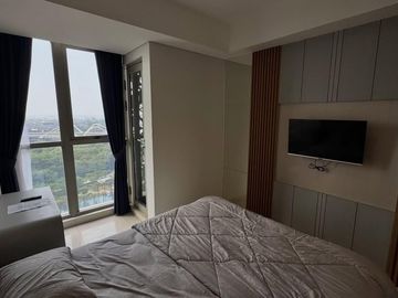 Dijual Apartemen Gold Coast Pik, 1Br, 34 M², Fully Furnished, View Pool, Rp 1,1 M Nego