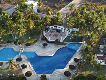 3 Villas frente al mar + negocio de rentas vacacionales en michoacan
