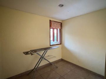 Rumah Hook Furnish di Kemang Pratama Bekasi