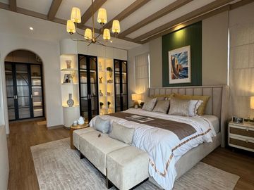 #Dijual Rumah Mediterranean 3 Lantai dengan Kawasan Lengkap Cluster Zephira Malta, di Citra 8 Jakarta Barat
