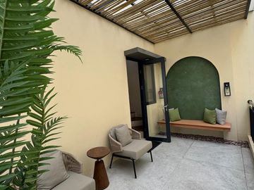 #Dijual Rumah Mediterranean 3 Lantai dengan Kawasan Lengkap Cluster Zephira Malta, di Citra 8 Jakarta Barat