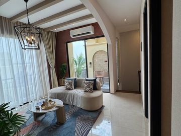 #Dijual Rumah Mediterranean 3 Lantai dengan Kawasan Lengkap Cluster Zephira Malta, di Citra 8 Jakarta Barat