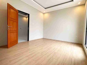Rumah Scandinavian dekat tol Cibubur stasiun LRT Cibubur