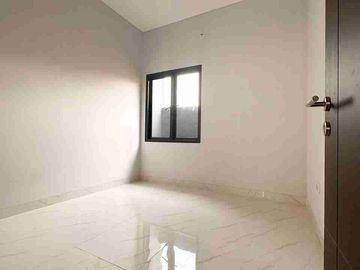 Rumah Scandinavian dekat tol Cibubur stasiun LRT Cibubur