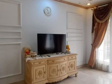 Jual Sewa LUXURY HOUSE  FULLY FURNISHED SIAP HUNI Cluster BELLANO GADING SERPONG