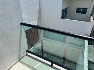 VENTA DE CASA NUEVA EN LOMAS DEL MAR, BOCA DEL RÍO, VER.