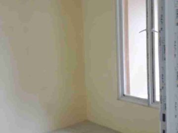 dijual rumah 2 lantai di citra raya Cikupa cluster pesona