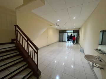 Ruko Murah 2,5 lantai Di Hibrida Raya, Kelapa Gading