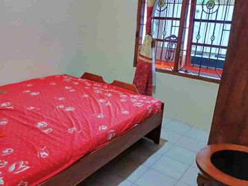 Rumah Cantik Semi Furnished Dekat Gate In/Exit Tol Dan Gor Manahan Solo