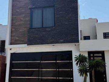 Casa en venta en Balcones de la Presa III, zona norte de León, Guanajuato.