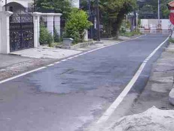 Dijual rumah  2 lt di Cempaka Putih Tengah Lt 396 m2 lb 370 m2 ada 4 kt 4 km shm, carport 2 mobil, Ayo survei & nego