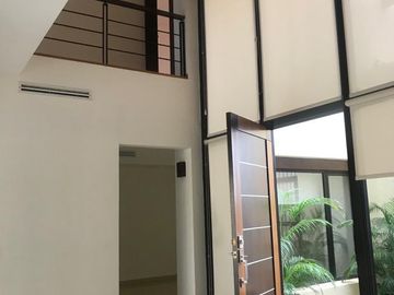 RENTA CASA GRANDE