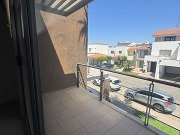 RENTA CASA GRANDE