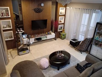 Dijual Rumah Furnished Cantik 3 Lantai SHM Siap Huni di Alam Sutera Tangerang