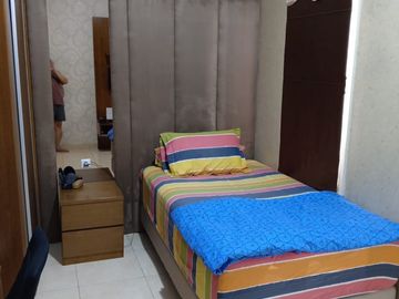 Dijual Rumah Furnished Cantik 3 Lantai SHM Siap Huni di Alam Sutera Tangerang