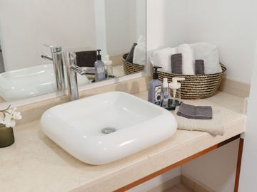 Departamento amueblado en renta en el bajio, Zapopan 66 m