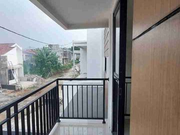 Rumah 2 Lantai Harga 1 Lantai, Strategis di Cipayung Depok