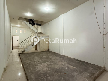 DIJUAL RUMAH JALAN HM YAMIN GANG BIDAN - MEDAN PERJUANGAN  (indra & hanny)