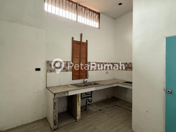 DIJUAL RUMAH JALAN HM YAMIN GANG BIDAN - MEDAN PERJUANGAN  (indra & hanny)