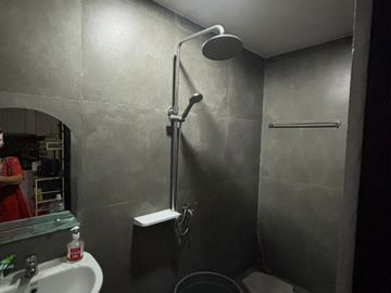Rumah 2lt luas 6x15 90meter 3KT Metland Menteng Cakung