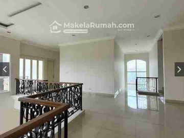 Dijual Rumah Mewah Private Pool di Pejaten Dekat Pejaten Village