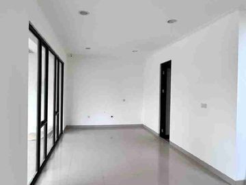 disewakan rumah Pik2 milenial 8x10 kosongan termurah
