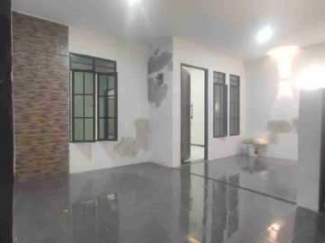 DI JUAL CEPAT RUMAH CANTIK FULL RENOVASI DI TIBAN