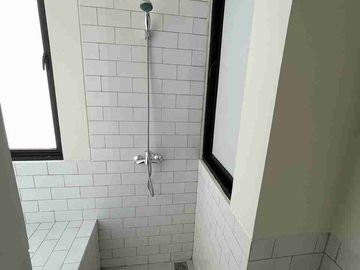 Rumah Baru Semi Furnished di Cendana Parc Lippo Karawaci Utara