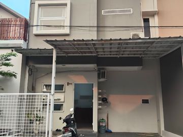 983 Rumah 2 Lt Modern Minimalis Siap Huni dekat Vila Dago Pamulang