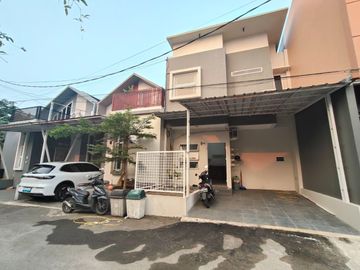 983 Rumah 2 Lt Modern Minimalis Siap Huni dekat Vila Dago Pamulang