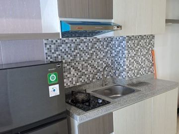 Apartment Amor, Pakuwon City Mall SIAP HUNI, FULLY FURNISHED