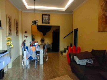 *Jual Rumah Taman Puspa Raya blok B*
_Siap Huni_