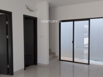 Rumah Wisteria Metland Menteng – 2 Lantai + Attic Room, 3 KT