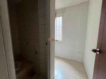 Jarang Ada! Disewakan 2BR Unfurnished di Royal Mediterania Garden Residence Royal Medit Terhubung Central Park Mall Via East Tunnel RMG Jakarta Barat