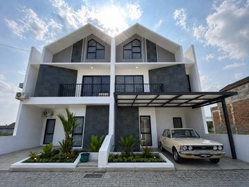 Rumah Baru Dekat Kampus UT Surakarta Desain Scandinavian Kawasan Private